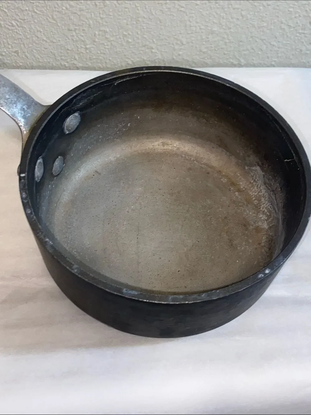 VTG, Magnalite GHC USA 1. Quart 1 Liter Black Saucepan with Handle - Black